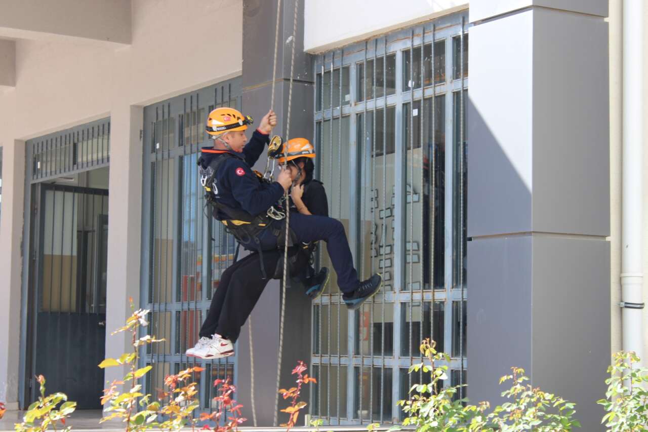 Muğla’da Yangın Tatbikatı Gerçeğini Aratmadı 19